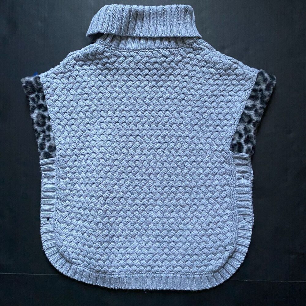 Aspen Kids Gray Knit Poncho With Leopard Print Accents ‎ comfort,Used